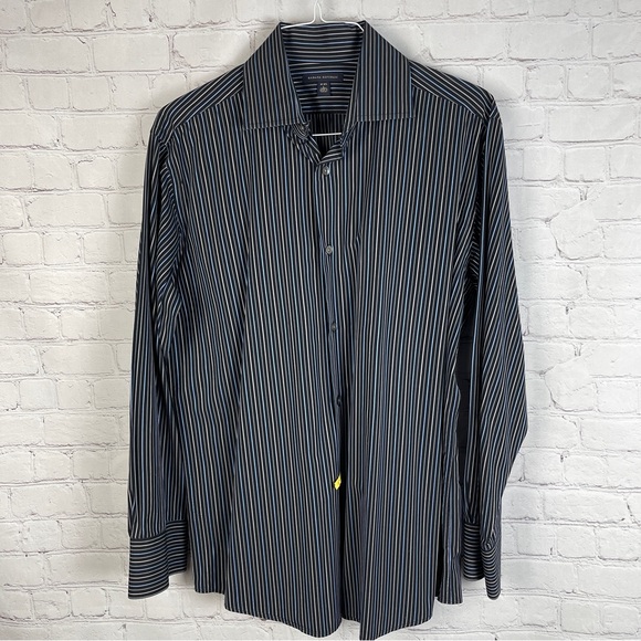 Banana Republic Other - BANANA REPUBLIC men's cotton dark blue with pinstripe button-up shirt, size L